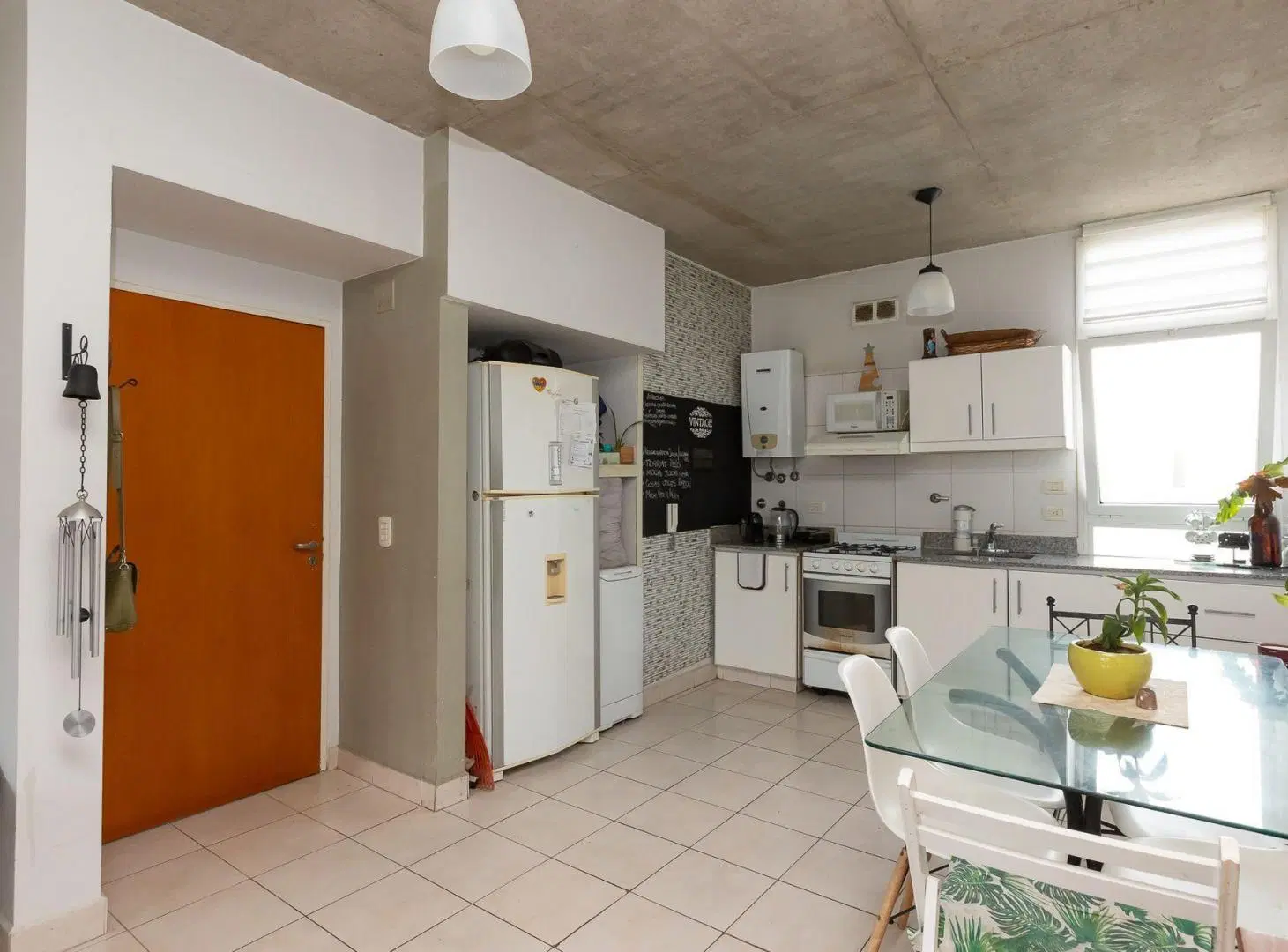 VENTA DE DEPARTAMENTO 3 AMBIENTES CON COCH UDAONDO 4
