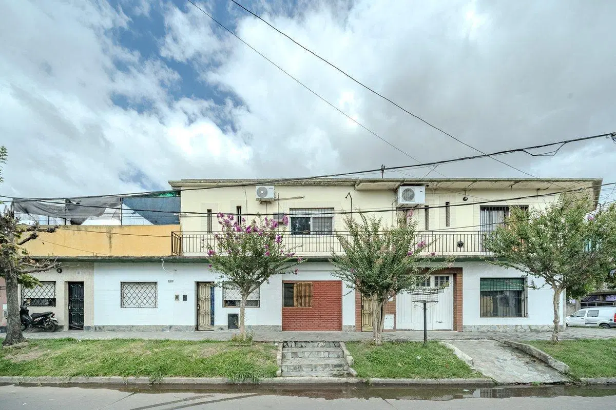 VENTA 3 PHS PATIO TERRAZA  - 2 LOCALES L HERMOSA 4