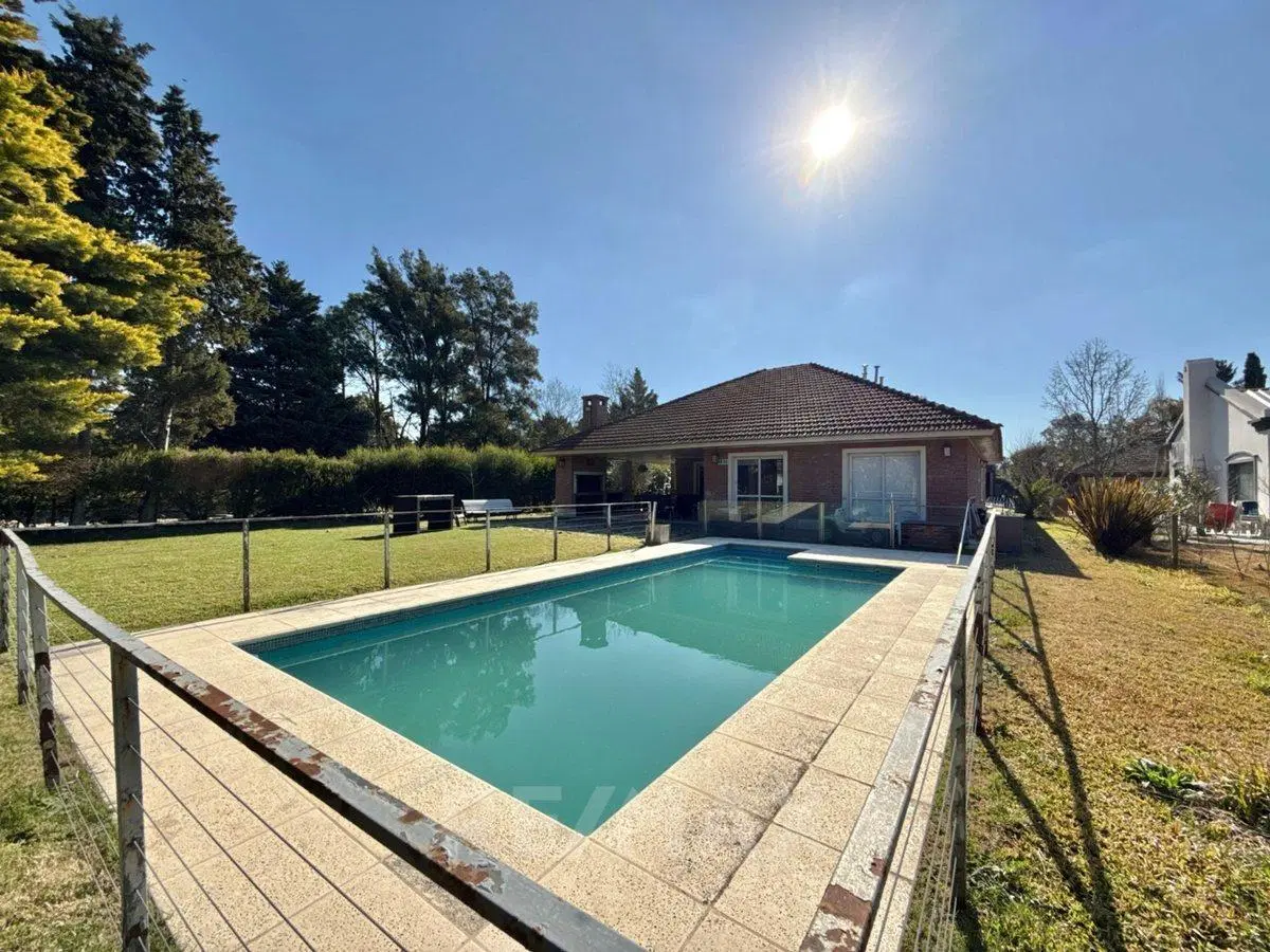 VENTA CASA 5 AMBIENTES APTO CRED BOCA RATON PILAR. 5