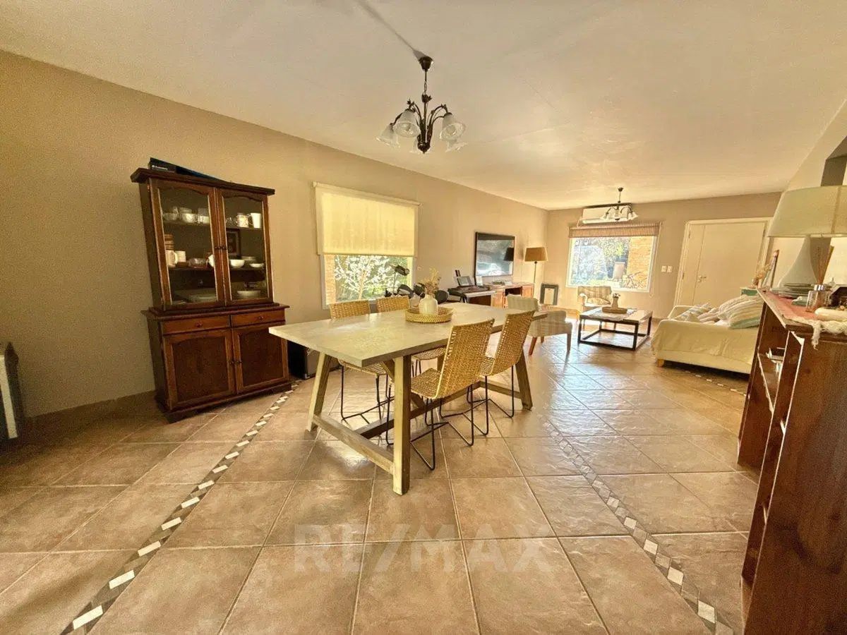 VENTA CASA 5 AMBIENTES APTO CRED BOCA RATON PILAR. 4