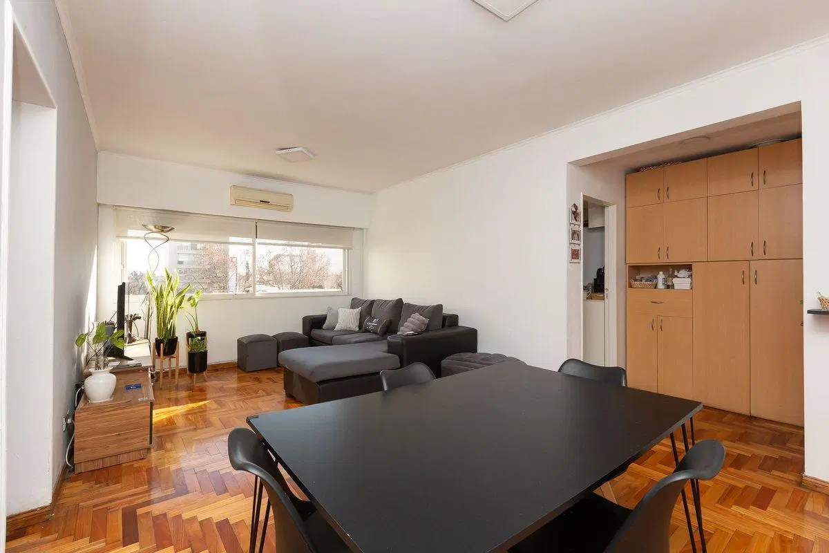VENTA DPTO EN RAMOS MEJIA C/COCHERA - PERMUTA 5