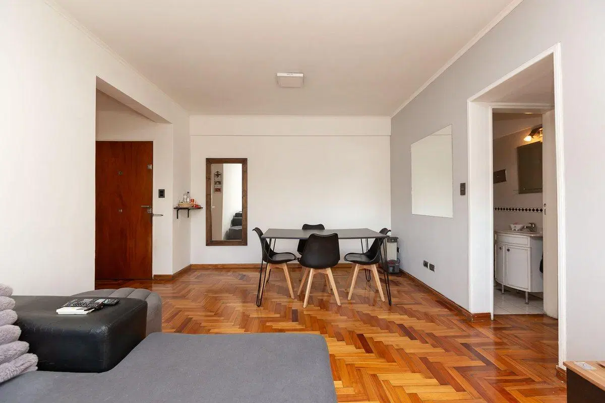 VENTA DPTO EN RAMOS MEJIA C/COCHERA - PERMUTA 8