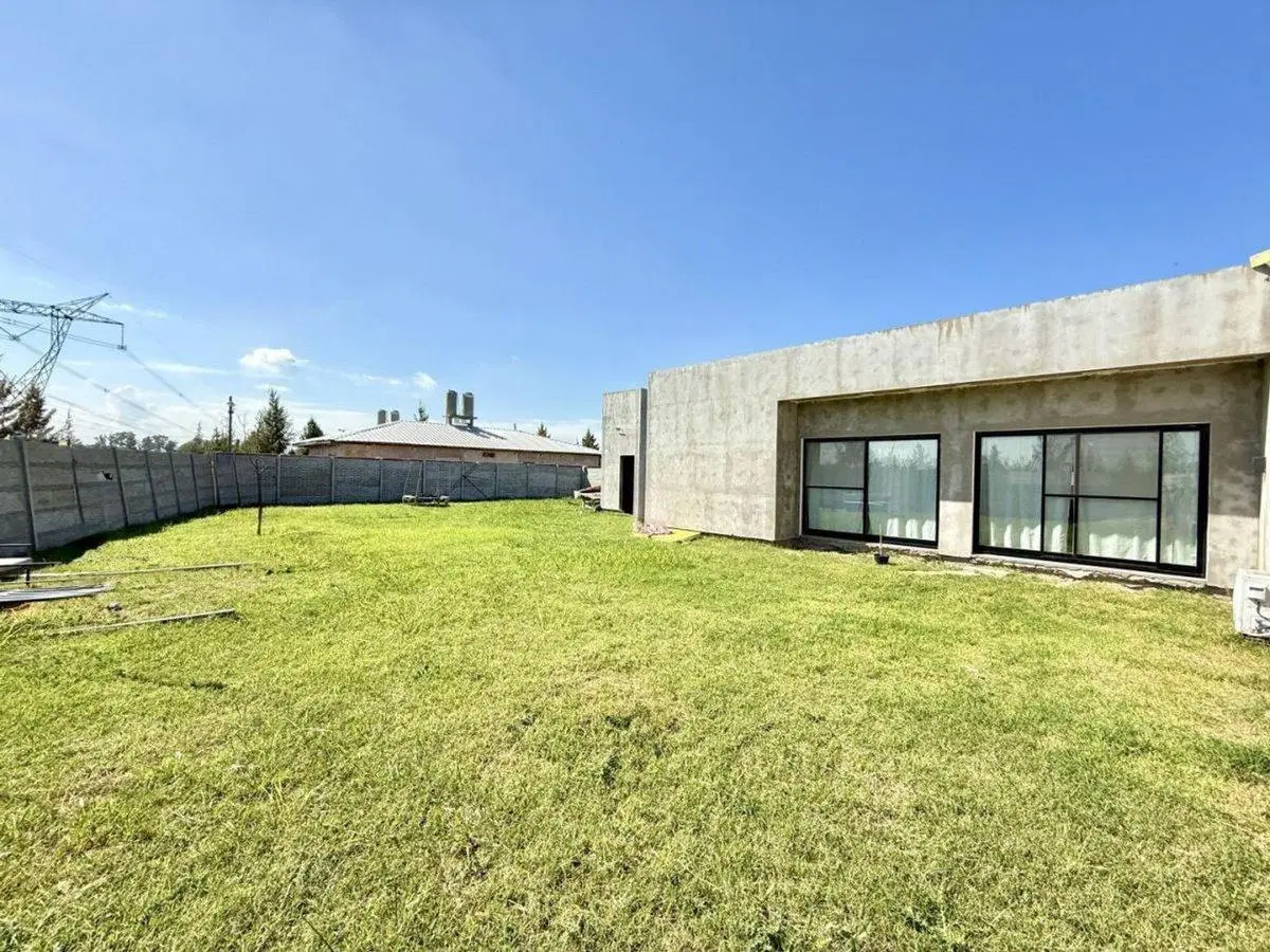 VENTA CASA EN CAÑUELAS PERMUTA 2