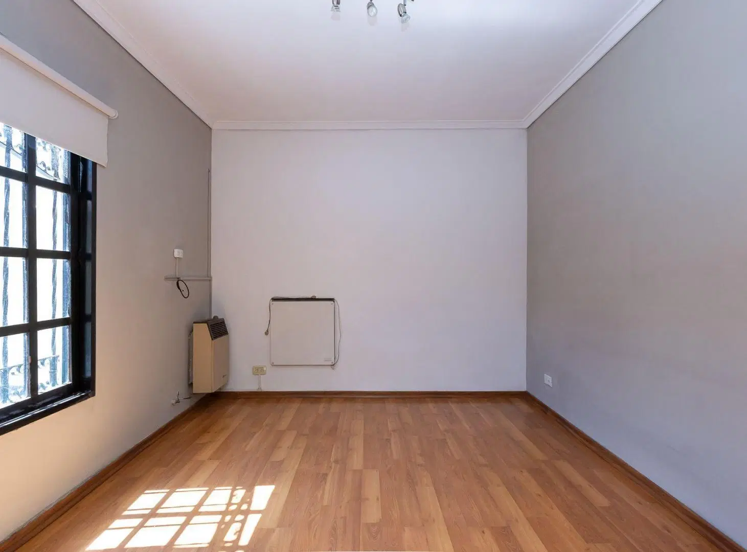 VENTA CASA EN HURLINGHAM PLANTA BAJA APTO CREDITO 8