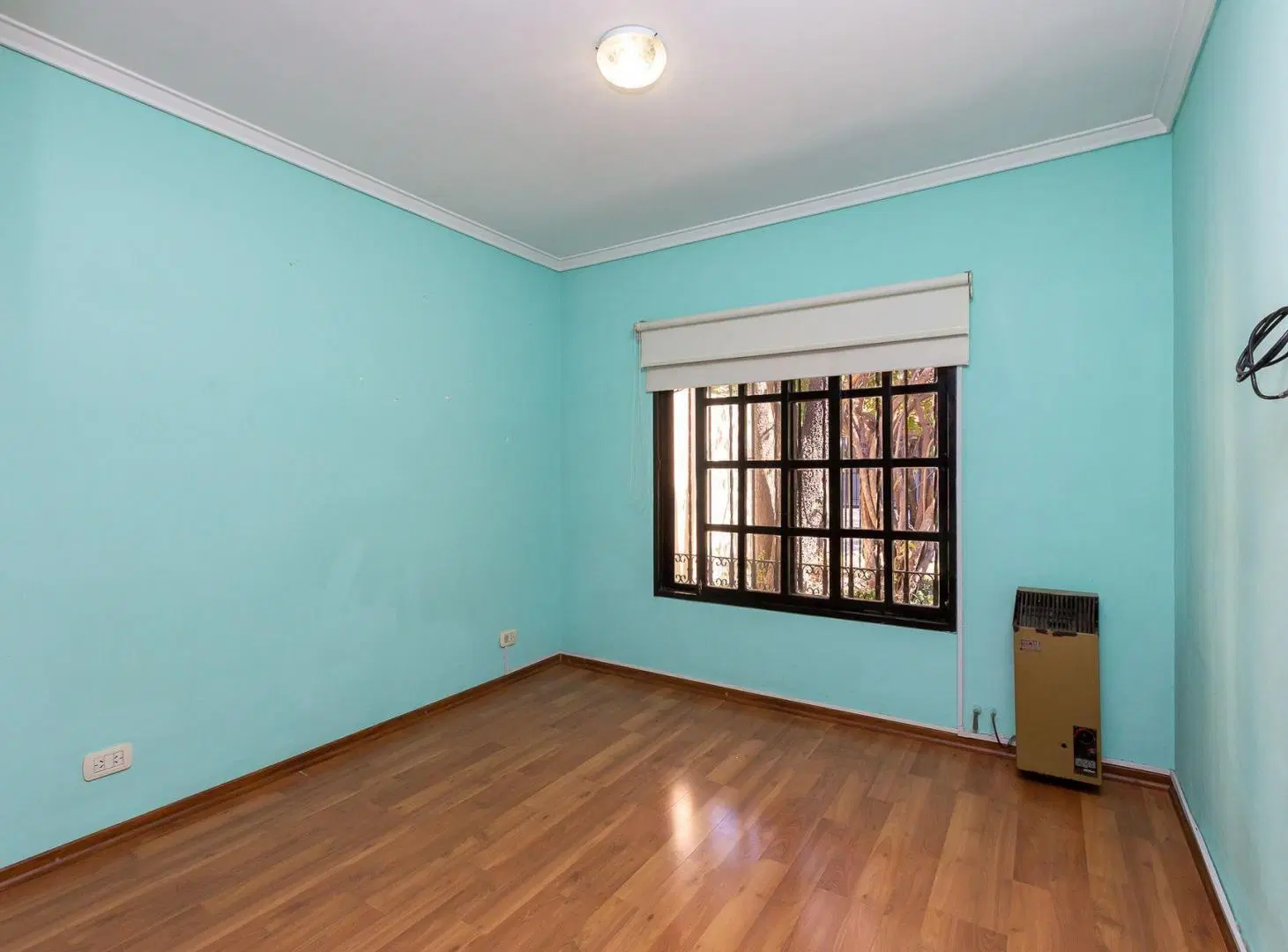 VENTA CASA EN HURLINGHAM PLANTA BAJA APTO CREDITO 5
