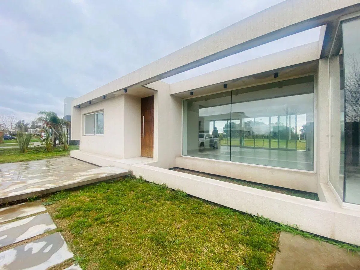 VENTA CASA BARRIO HARAS SANTA MARIA PERMUTA 4