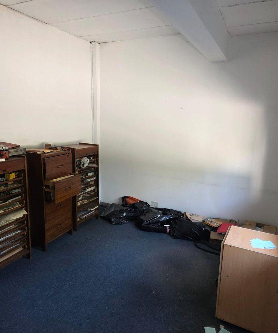 Foto de ALQUILER – DEPÓSITO - GALPÓN + OFICINAS Y VIVIENDA, imagen 2