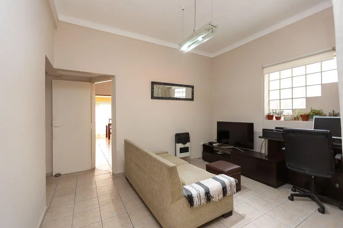 VENTA CASA 3 AMB EN CASTELAR - PERMUTA 2