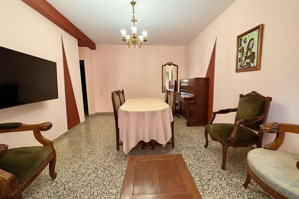 Foto de VENTA DEPARTAMENTO 4 AMBIENTES LAS LOMITAS PERMUTA, imagen 1