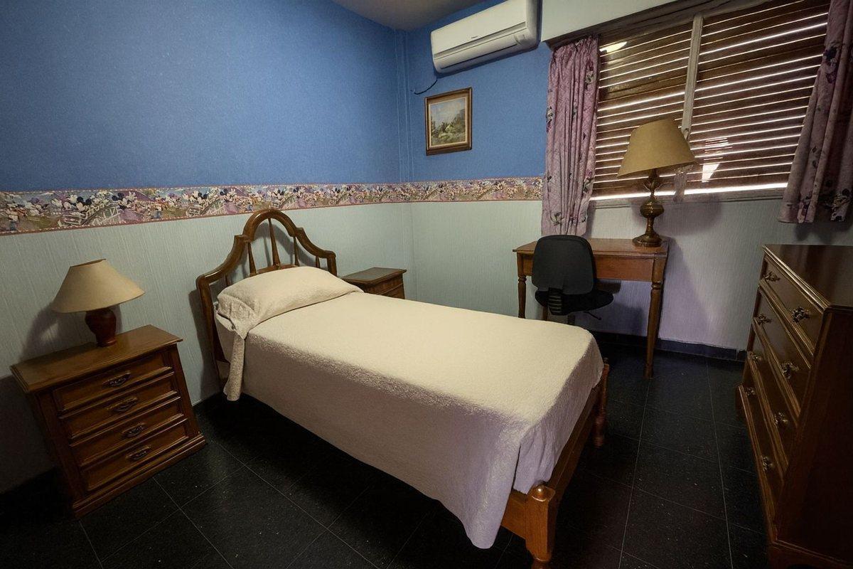 Foto de VENTA DEPARTAMENTO 4 AMBIENTES LAS LOMITAS PERMUTA, imagen 2