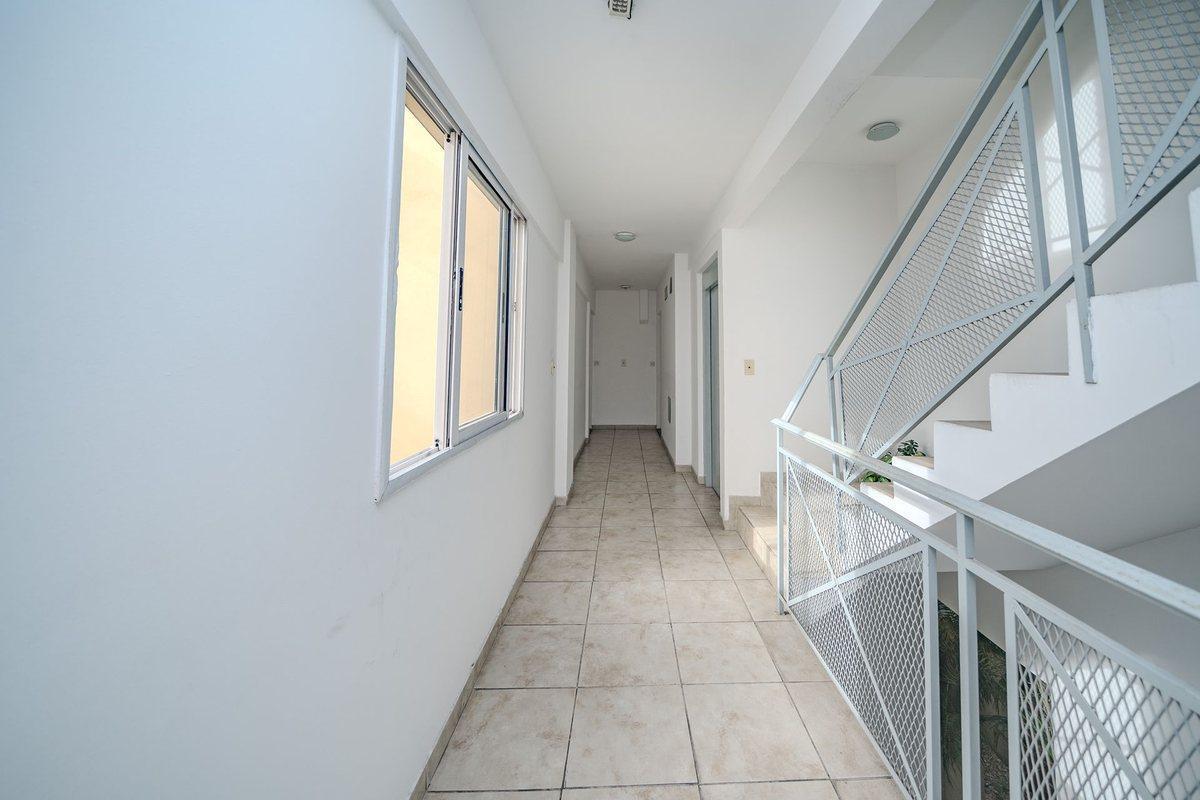 Foto de VENTA MONO AMBIENTE BALCON VILLA SARMIENTO COCHERA, imagen 1