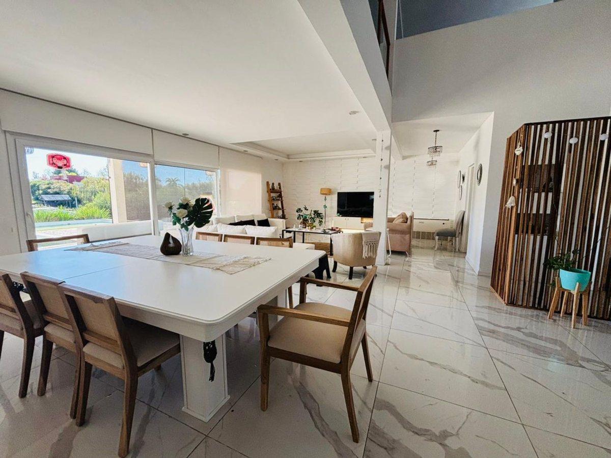 Foto de VENTA CASA SAN MARCO AL RIO CON AMARRA - PERMUTA, imagen 3