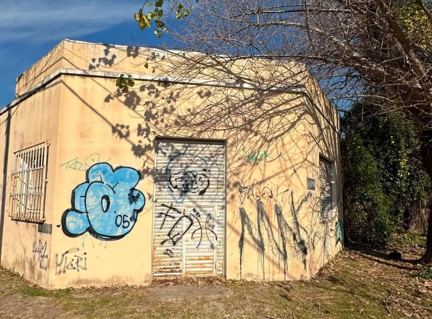 VENTA CASA 4 AMB + LOCAL SAN JOSÉ–REFACCIONAR–A.C. 5