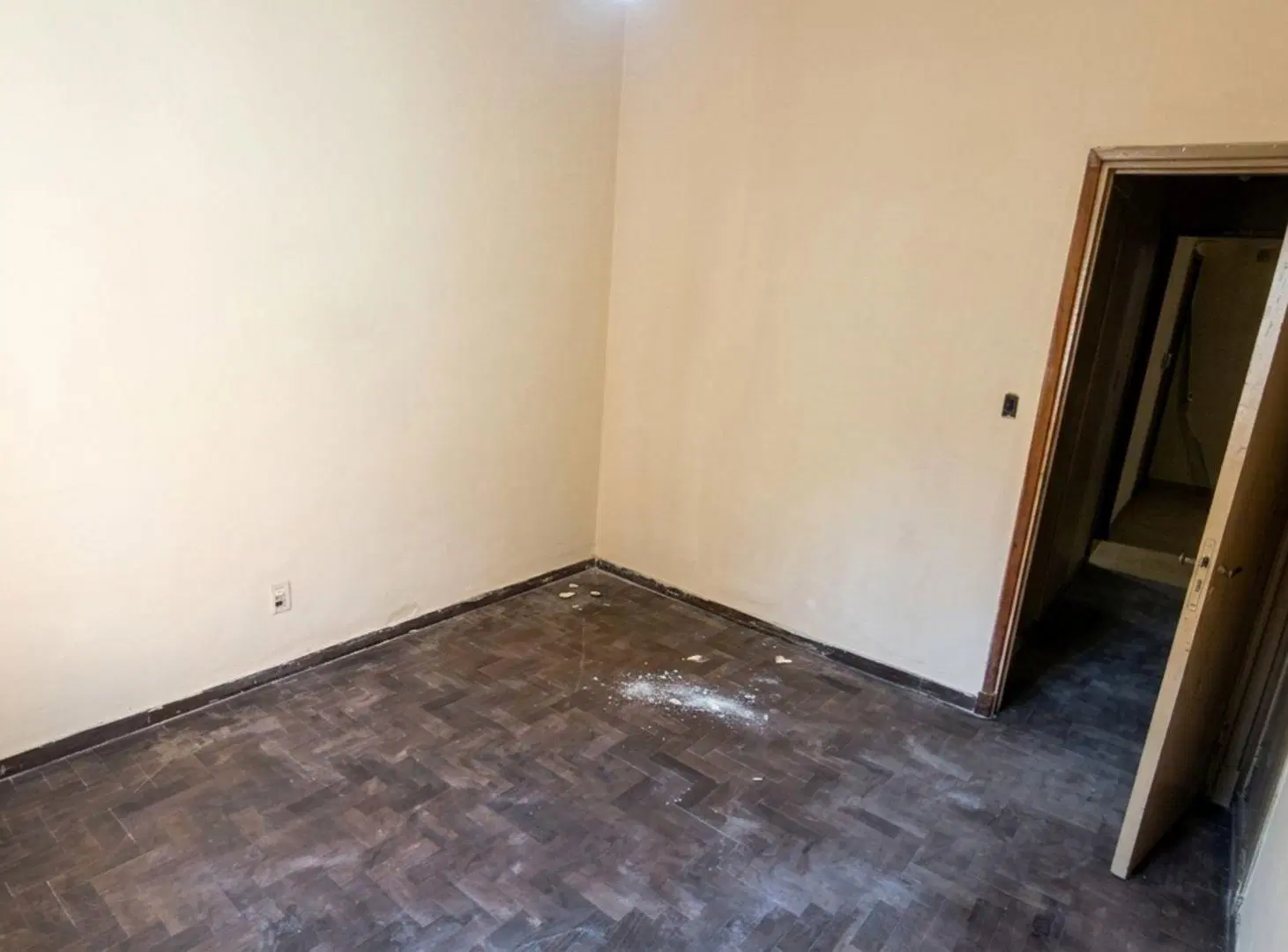 VENTA CASA 3 AMBIENTES MERLO CENTRO 2