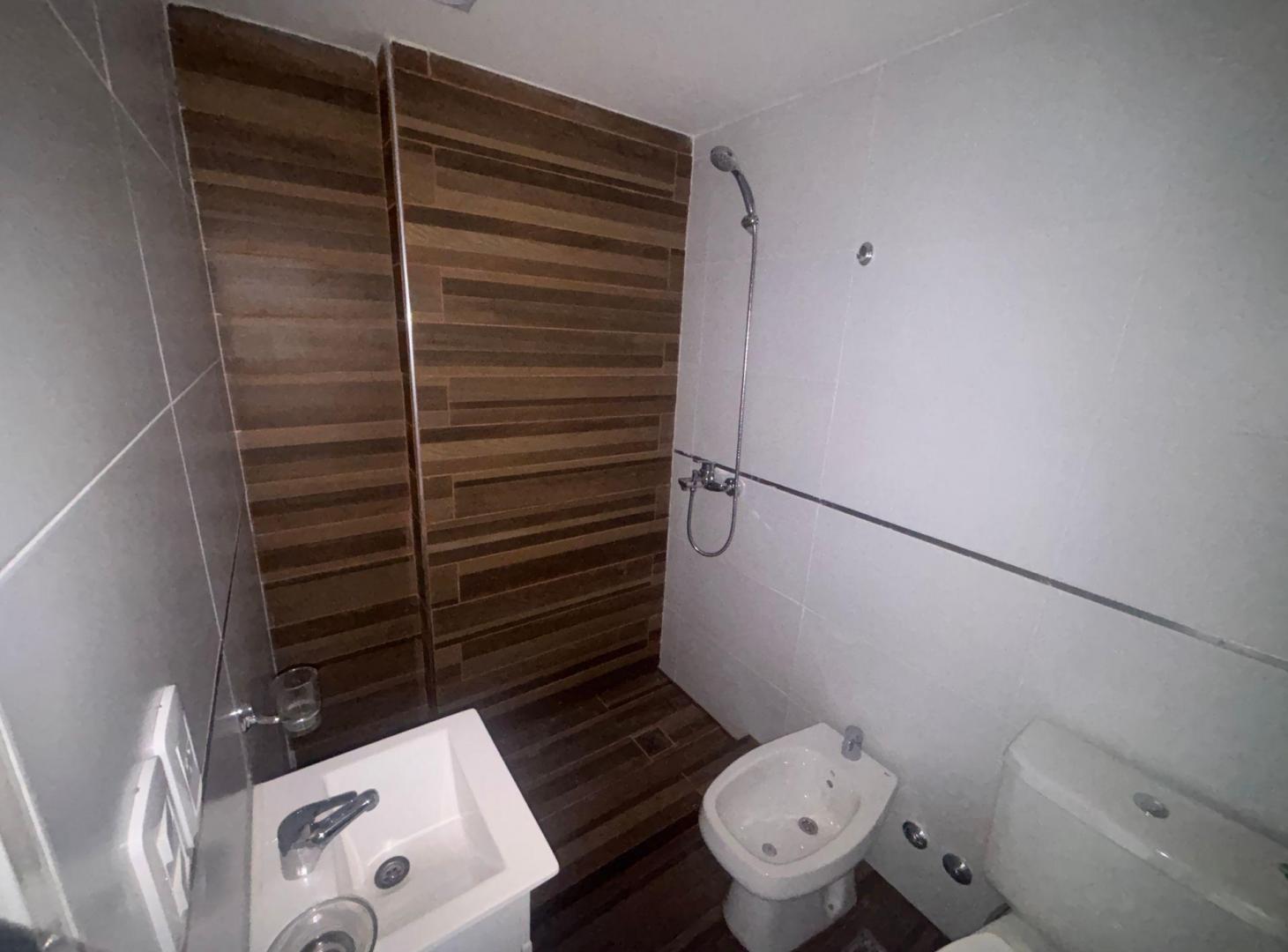 Foto de VENTA MONOAMBIENTE A ESTRENAR SANTOS LUGARES, imagen 5