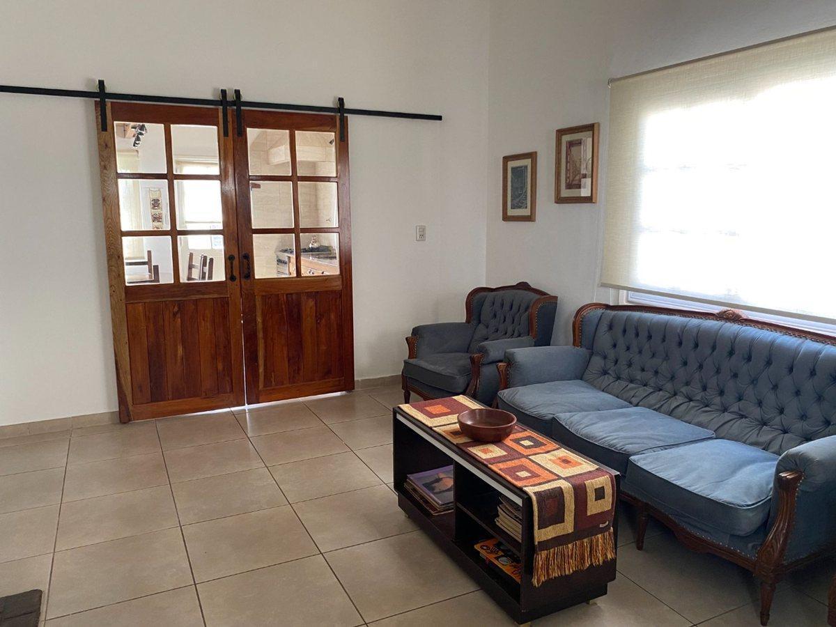 Foto de VENTA CASA 5 AMBIENTES ISIDRO CASANOVA PILETA CLIM, imagen 2