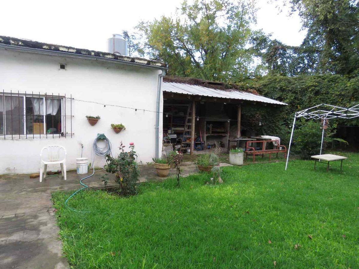 Foto de VENTA CASA 5 AMBIENTES - A REFACCIONAR-TORTUGUITAS, imagen 3