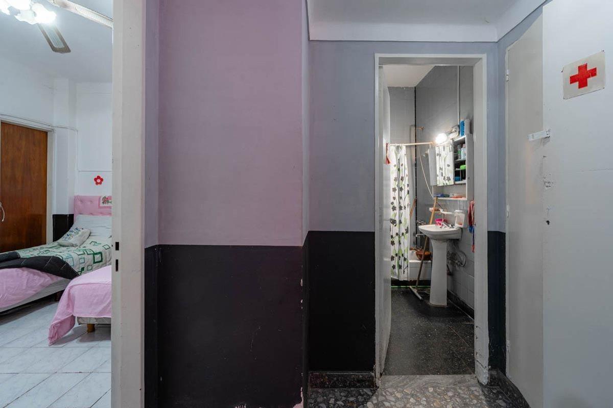 Foto de VENTA CASA 5 AMB CON COCH VILLA DEVOTO PERMUTA, imagen 2