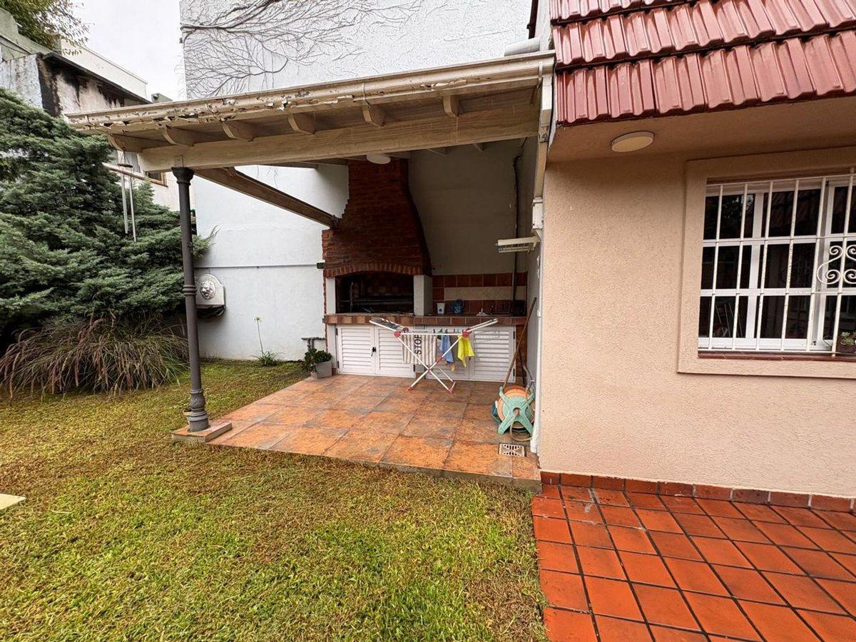 Foto de VENTA CASA 4 AMB ITUZAINGO NORTE PERMUTA, imagen 5