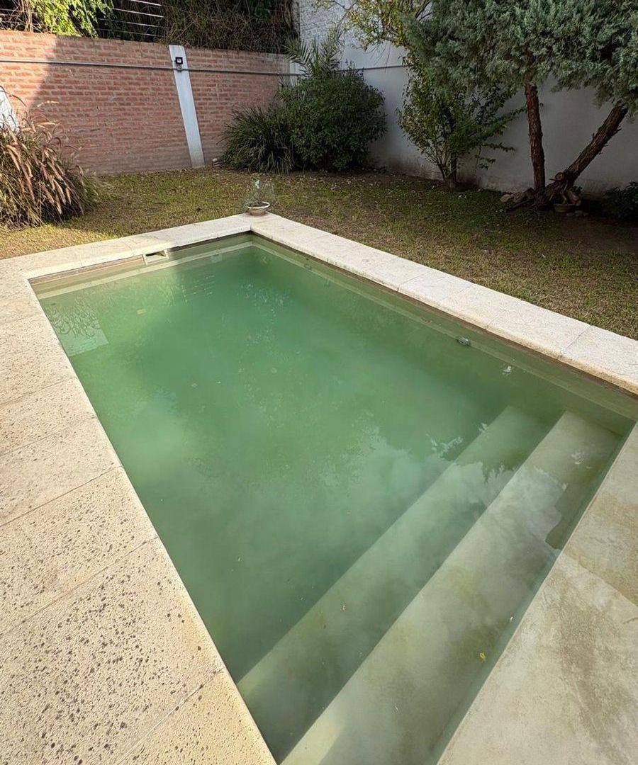 Foto de VENTA CASA 4 AMB ITUZAINGO NORTE PERMUTA, imagen 2