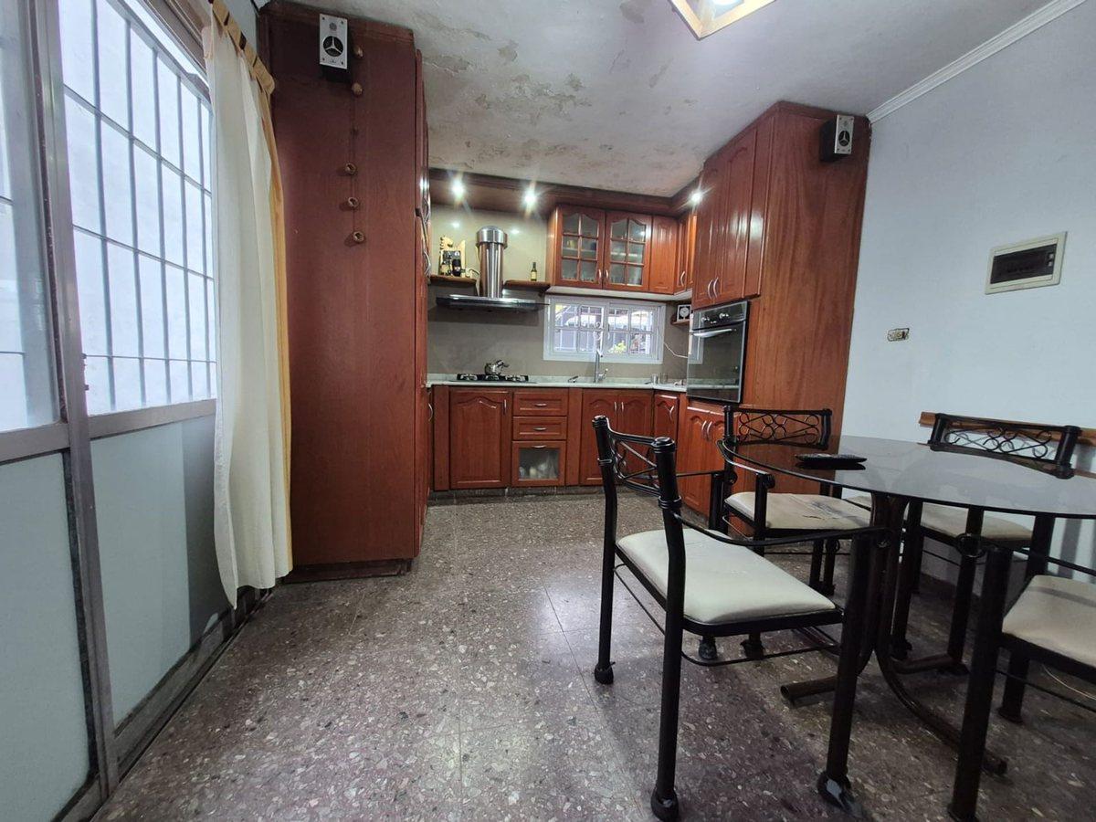 Foto de VENTA EN BLOCK 4 DEPTOS MAS LOCAL HURLINGHAM PERMU, imagen 4
