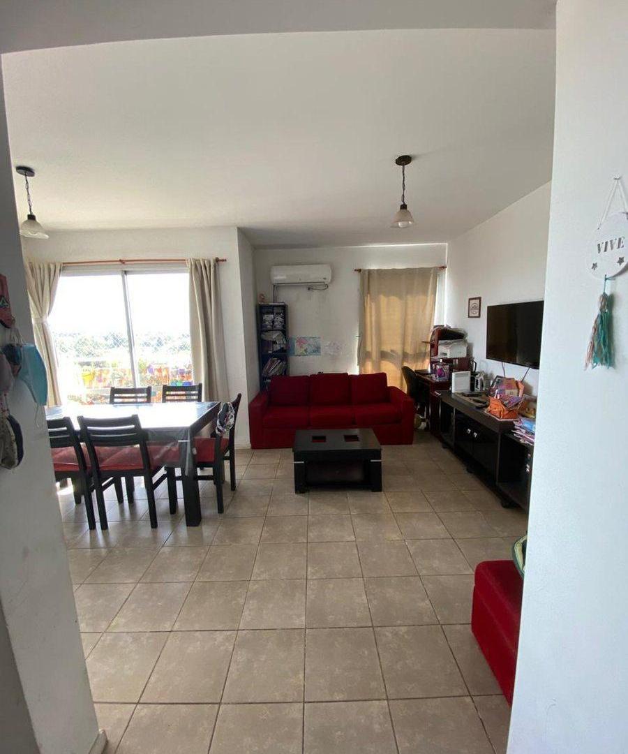 Foto de VENTA DEPTO 3 AMB CON BALCON Y COCHERA - CASTELAR, imagen 3