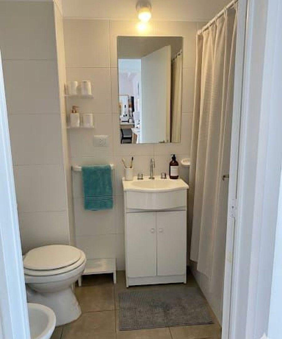Foto de VENTA DEPTO 3 AMB CON BALCON Y COCHERA - CASTELAR, imagen 2
