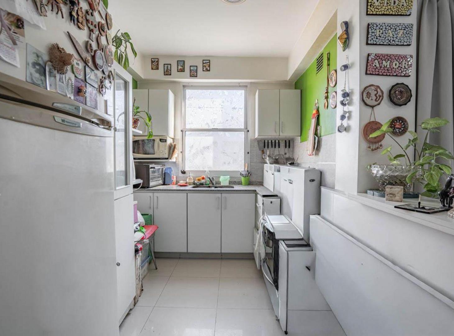 Foto de VENTA DEPARTAMENTO 2 AMB C/BALCON MONTE CASTRO, imagen 4