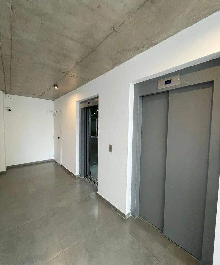 Foto de VENTA COCHERA EN HURLINGHAM, imagen 4