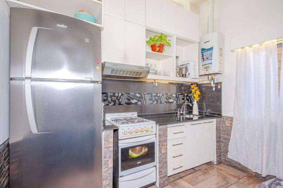 Foto de VENTA CASA MULTIFAMILAR 3 AMB + PH 3 AMB+COCHERA, imagen 3