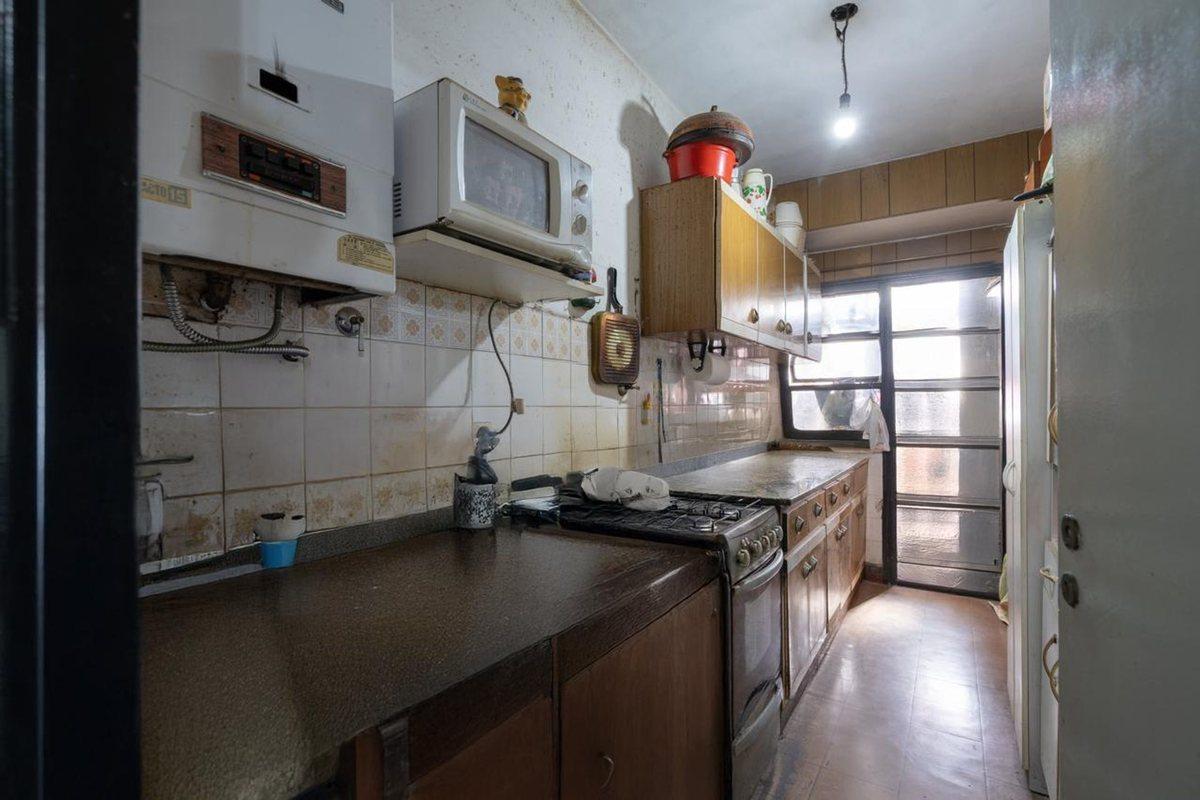 Foto de VENTA DEPTO 3AMB BALCON VILLA CELINA PERMUTA, imagen 3
