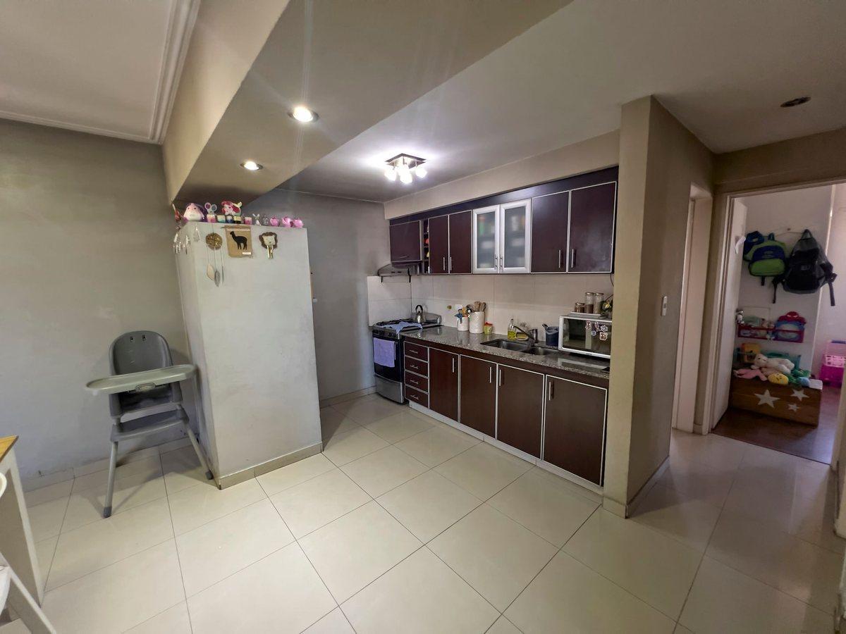 Foto de Venta Departamento 3 ambientes con cochera., imagen 3