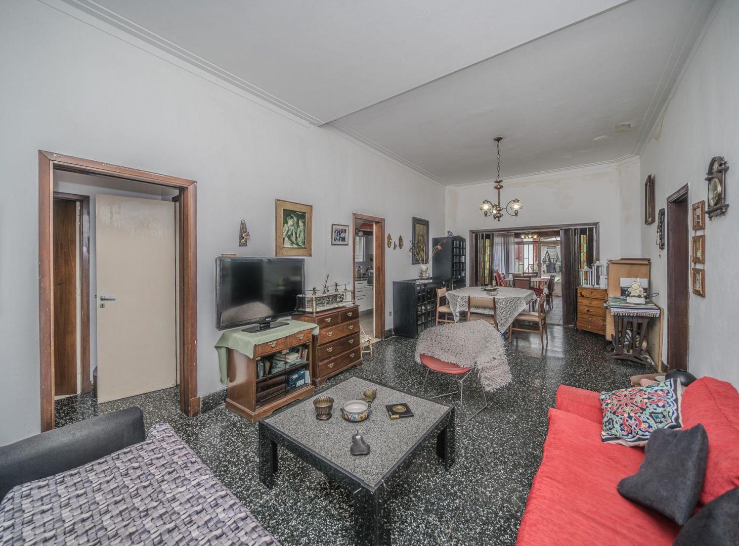 Foto de VENTA CASA VILLA BALLESTER SOBRE LOTE 590M2 PILETA, imagen 4
