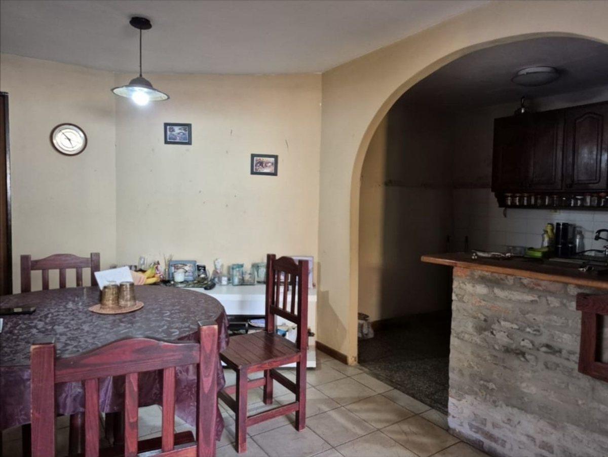 Foto de VENTA PH 5 AMB HURLINGHAM COCHERA PARQUE PERMUTA, imagen 4