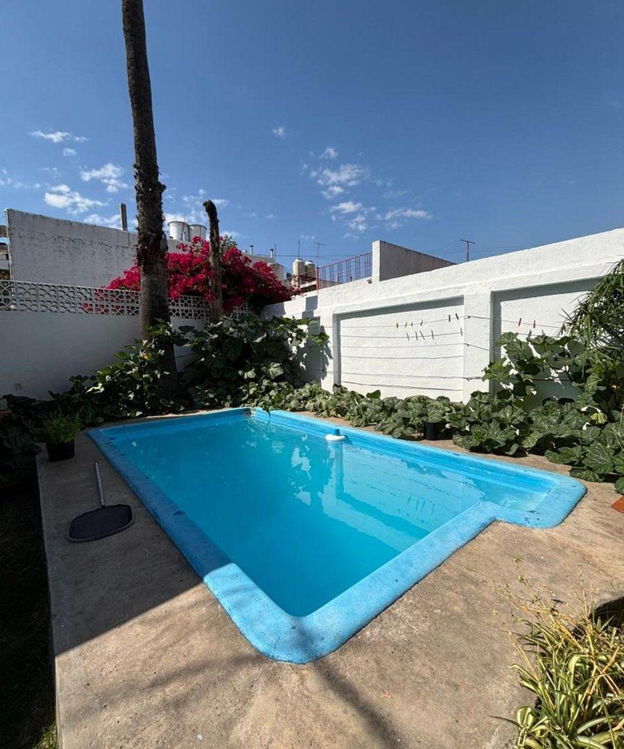 Foto de VENTA CASA 5 AMB RAMOS MEJIA PILETA APTO CREDITO, imagen 2