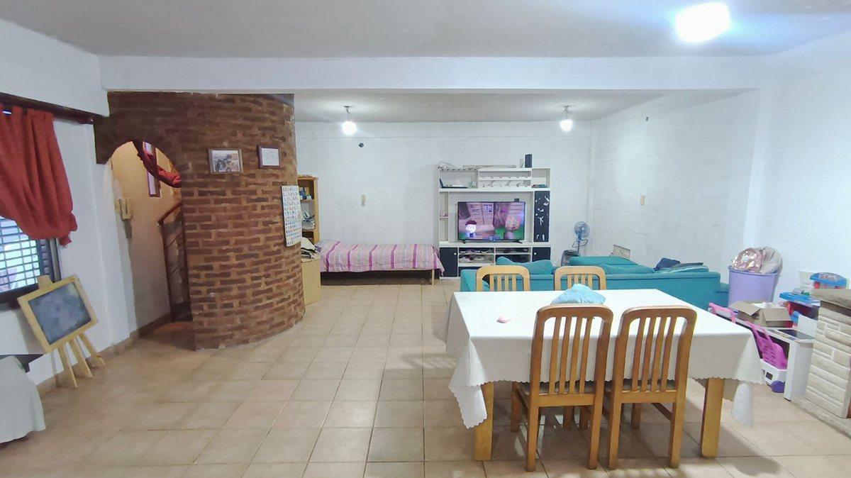 Foto de VENTA PH 4 AMBIENTES PATIO TERRAZA Y PARRILLA, imagen 2
