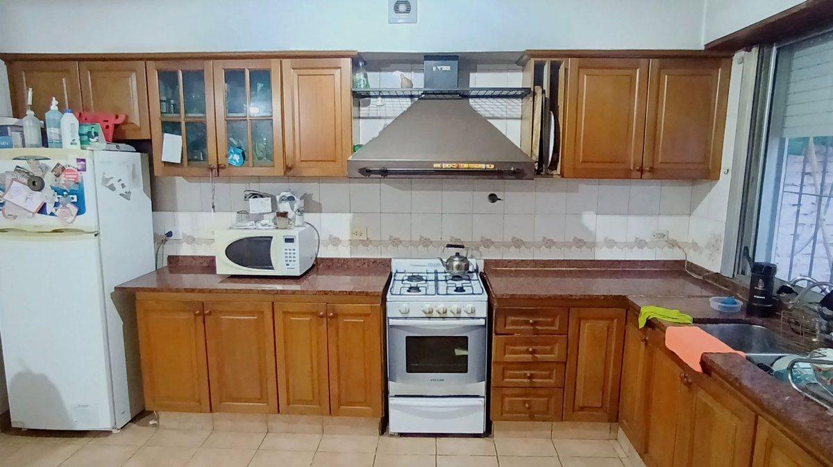 Foto de VENTA PH 4 AMBIENTES PATIO TERRAZA Y PARRILLA, imagen 1
