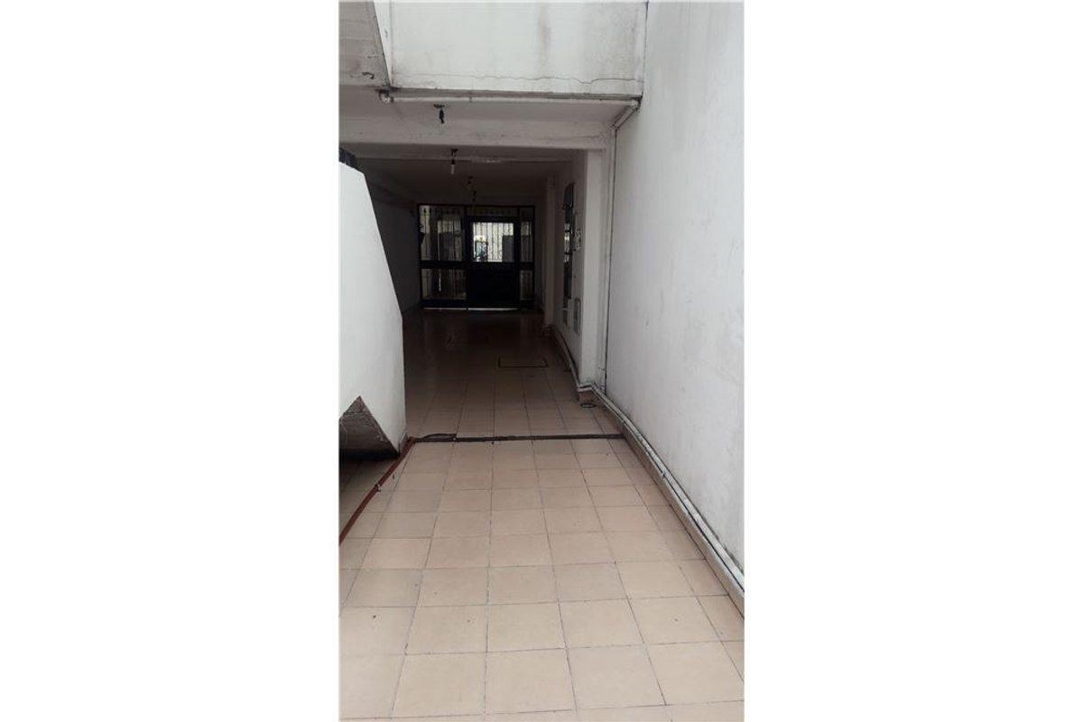 Foto de VENTA PH 2 AMB CON PATIO SAN JUSTO, imagen 5