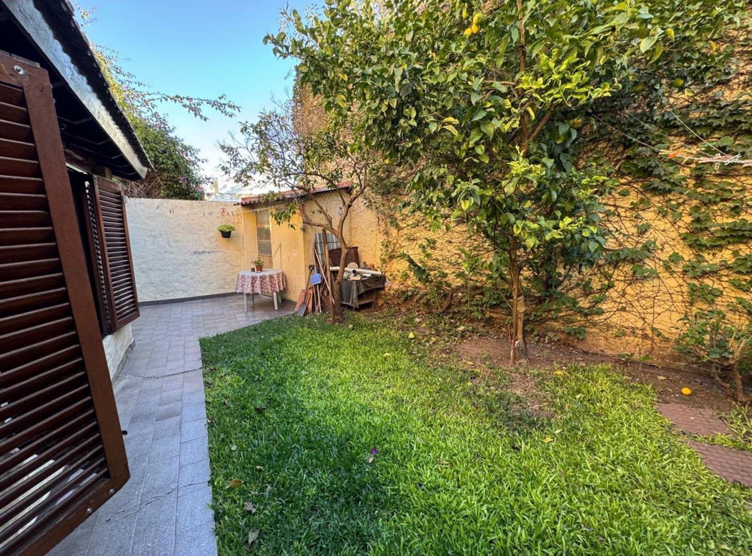 Foto de VENTA PH 4 AMB CON COCHERA EN CASEROS APTO CRÉDITO, imagen 3