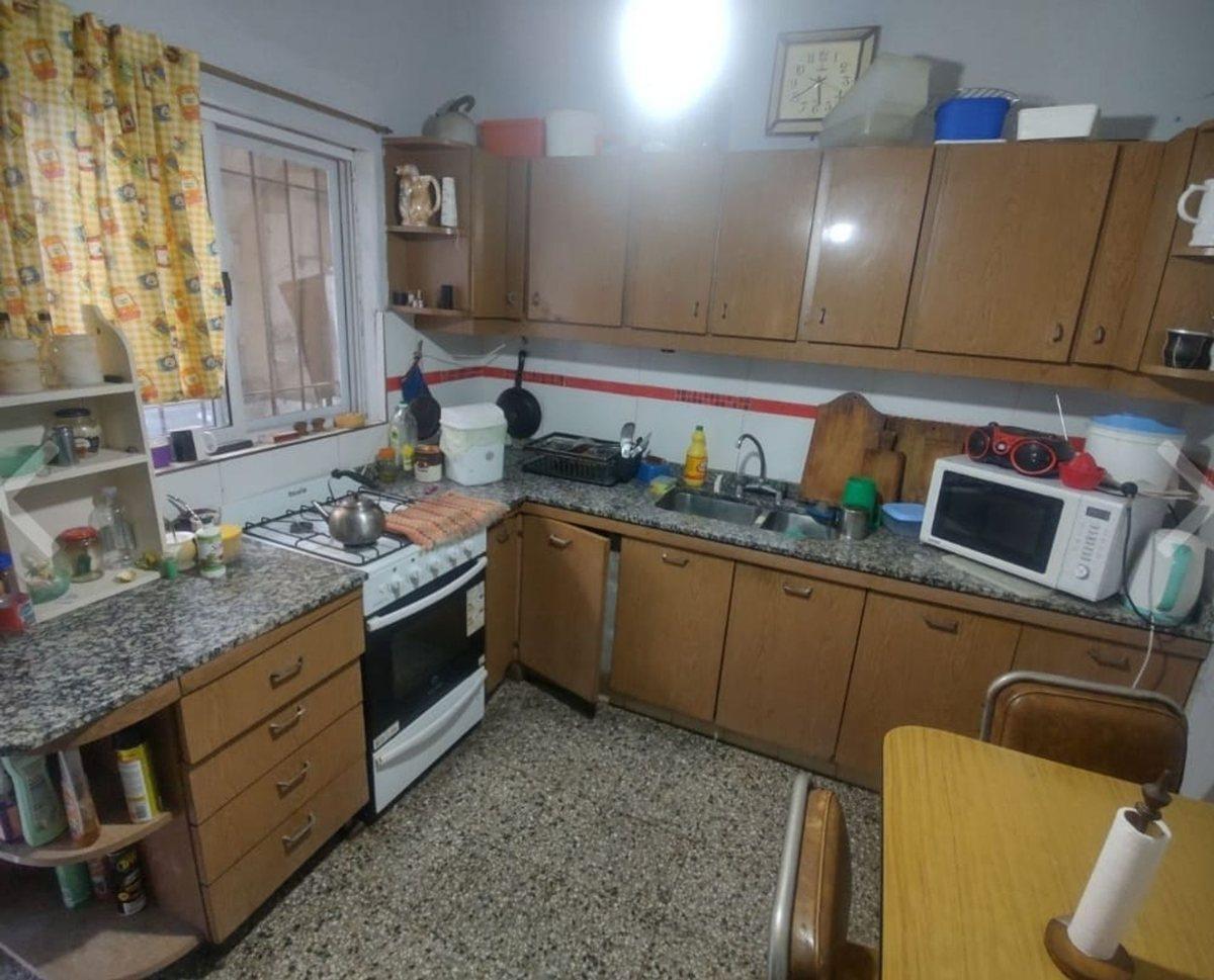 Foto de VENTA PH 4 AMB SAN MARTIN 2 LOCALES TERRAZA, imagen 5