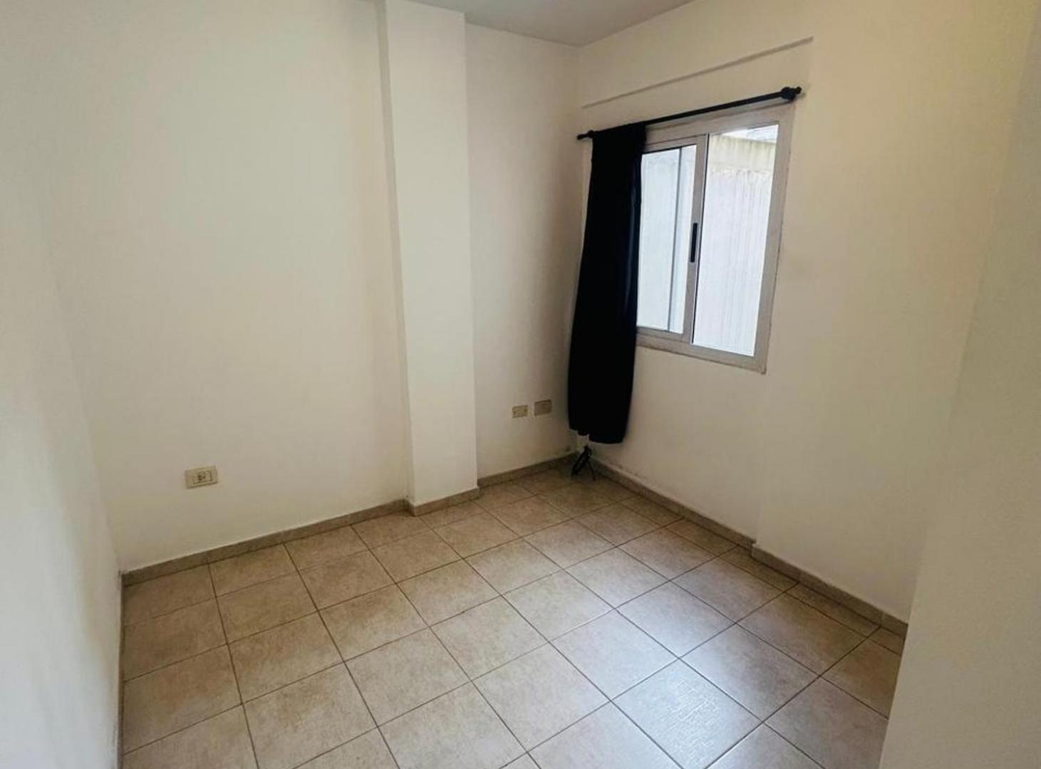 Foto de Departamento 2 amb con balcón terraza al frente, imagen 3