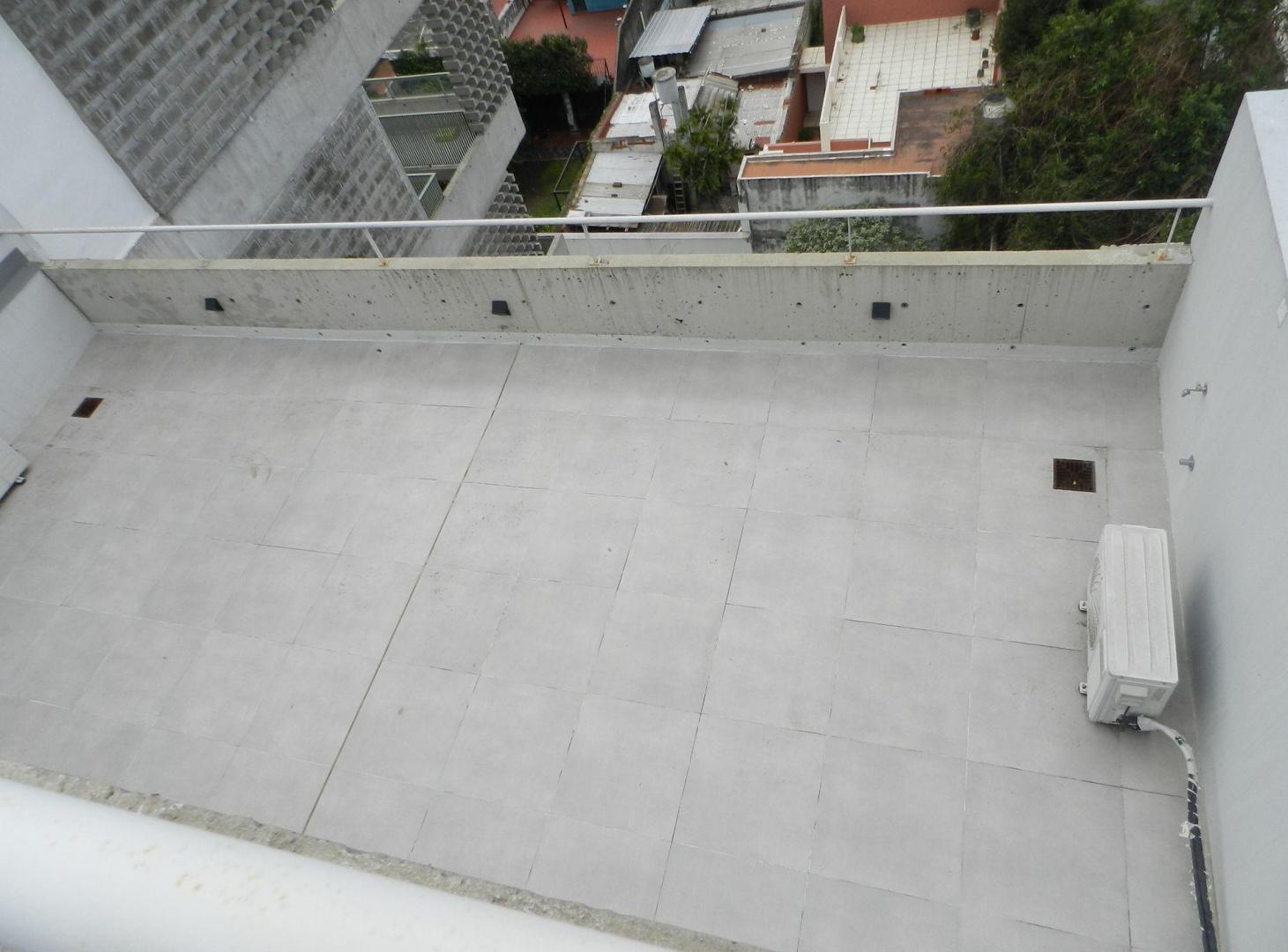 Foto de ALQUILER DEPTO 2 AMB C/BALCÓN TERRAZA Y COCHERA, imagen 3