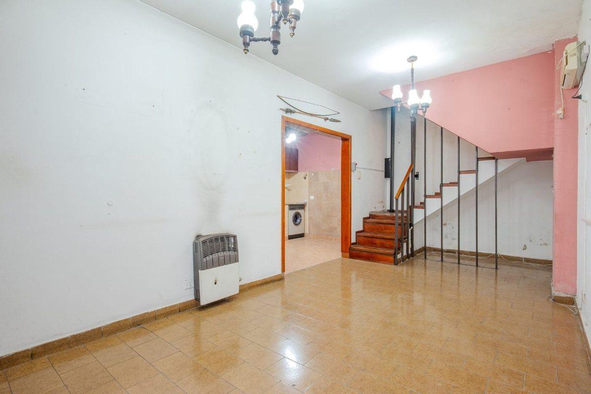 Foto de EN VENTA PH 3 AMB COCHERA Y TERRAZA, imagen 2
