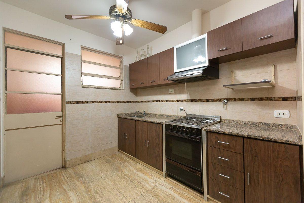 Foto de Venta Casa lote propio multifamiliar Pompeya, imagen 2