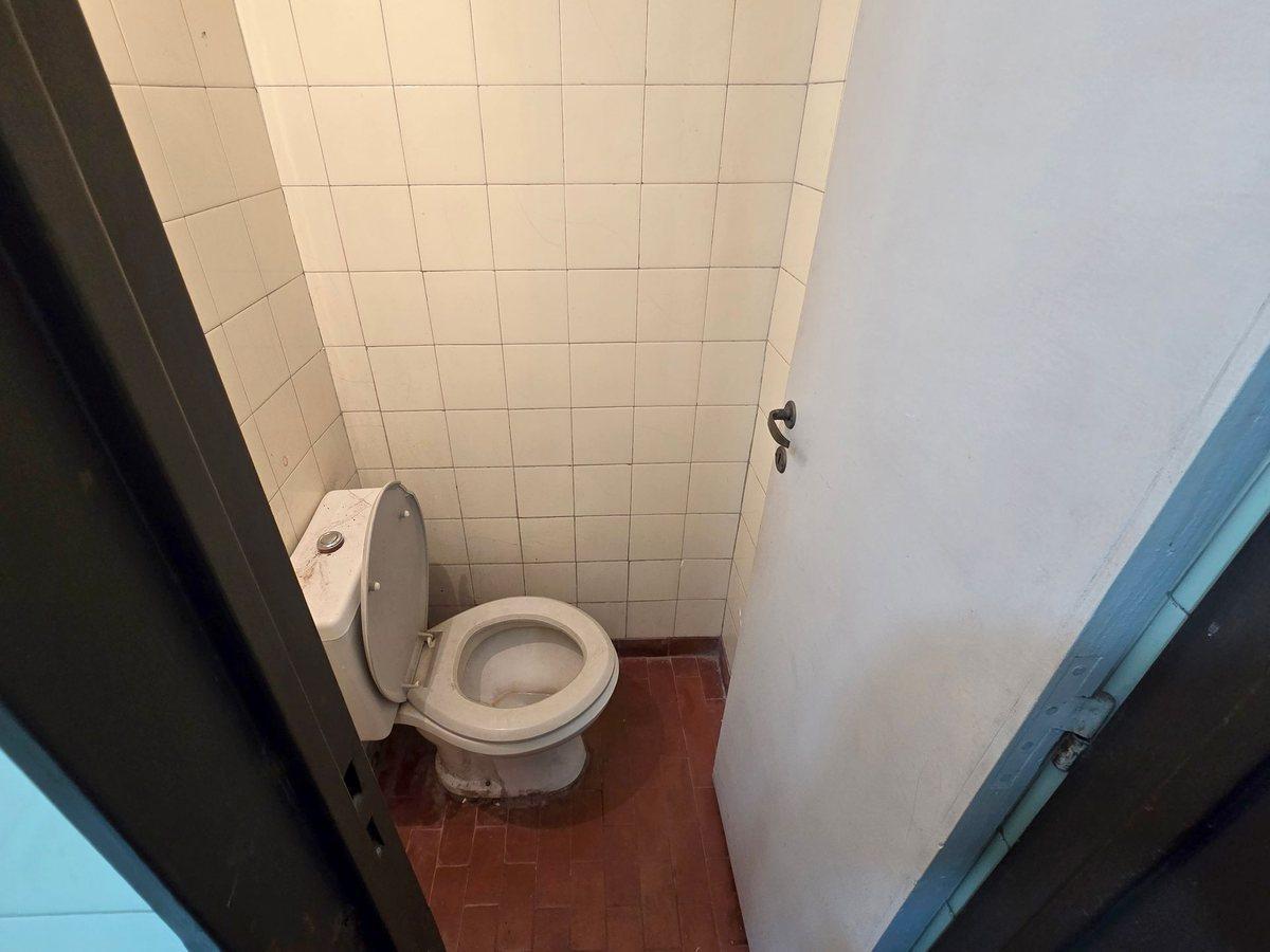 Foto de VENTA LOCAL AL FRENTE SOBRE PEDRO DÍAZ. V. TESEI, imagen 5