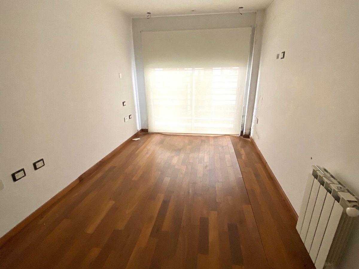 Foto de Venta Casa 5 Ambientes Villa Sarmiento Pileta, imagen 4