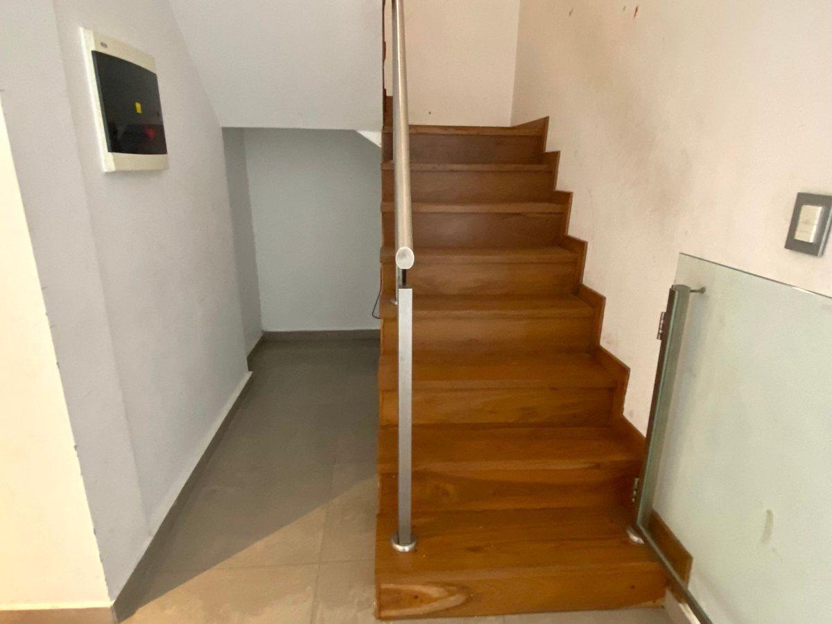 Foto de Venta Casa 5 Ambientes Villa Sarmiento Pileta, imagen 5