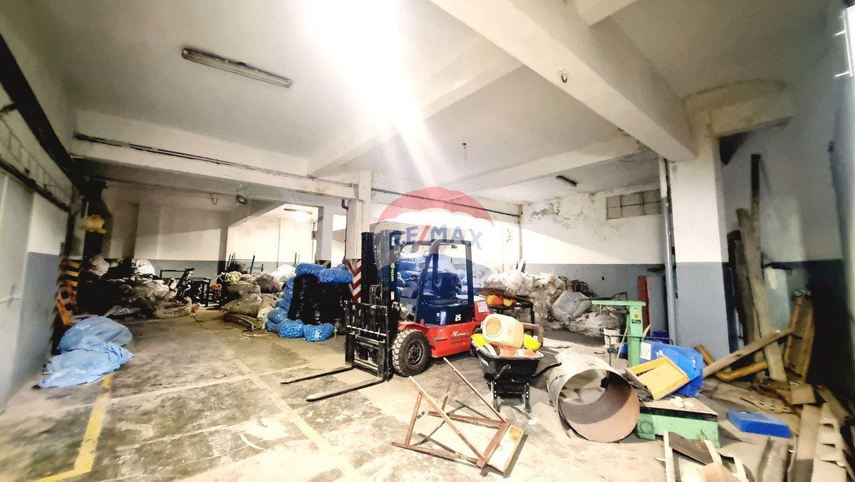 Foto de VENTA GALPON NAVE HAEDO 3100 M2 CUB. OPORTUNIDAD!, imagen 3