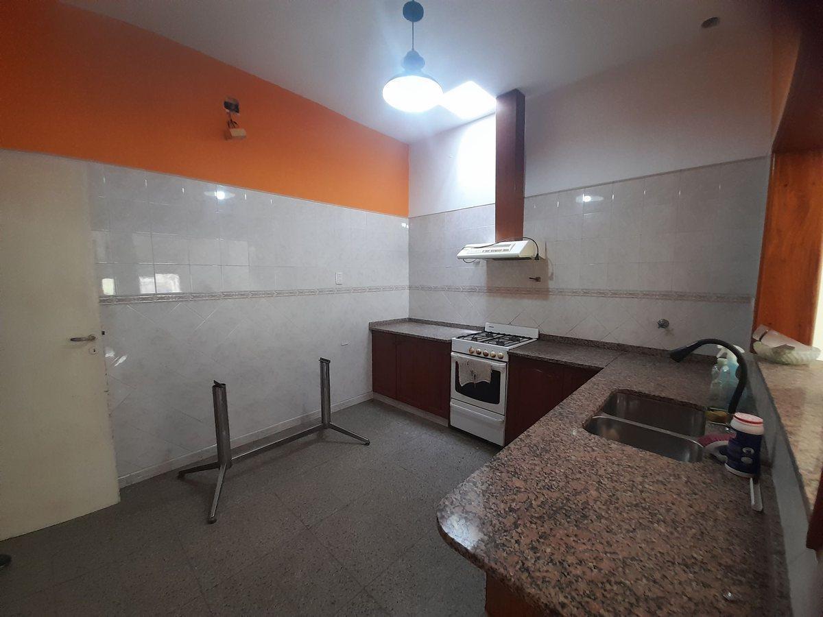 Foto de VENTA PH FRENTE 4 AMBIENTES PALOMAR, imagen 1