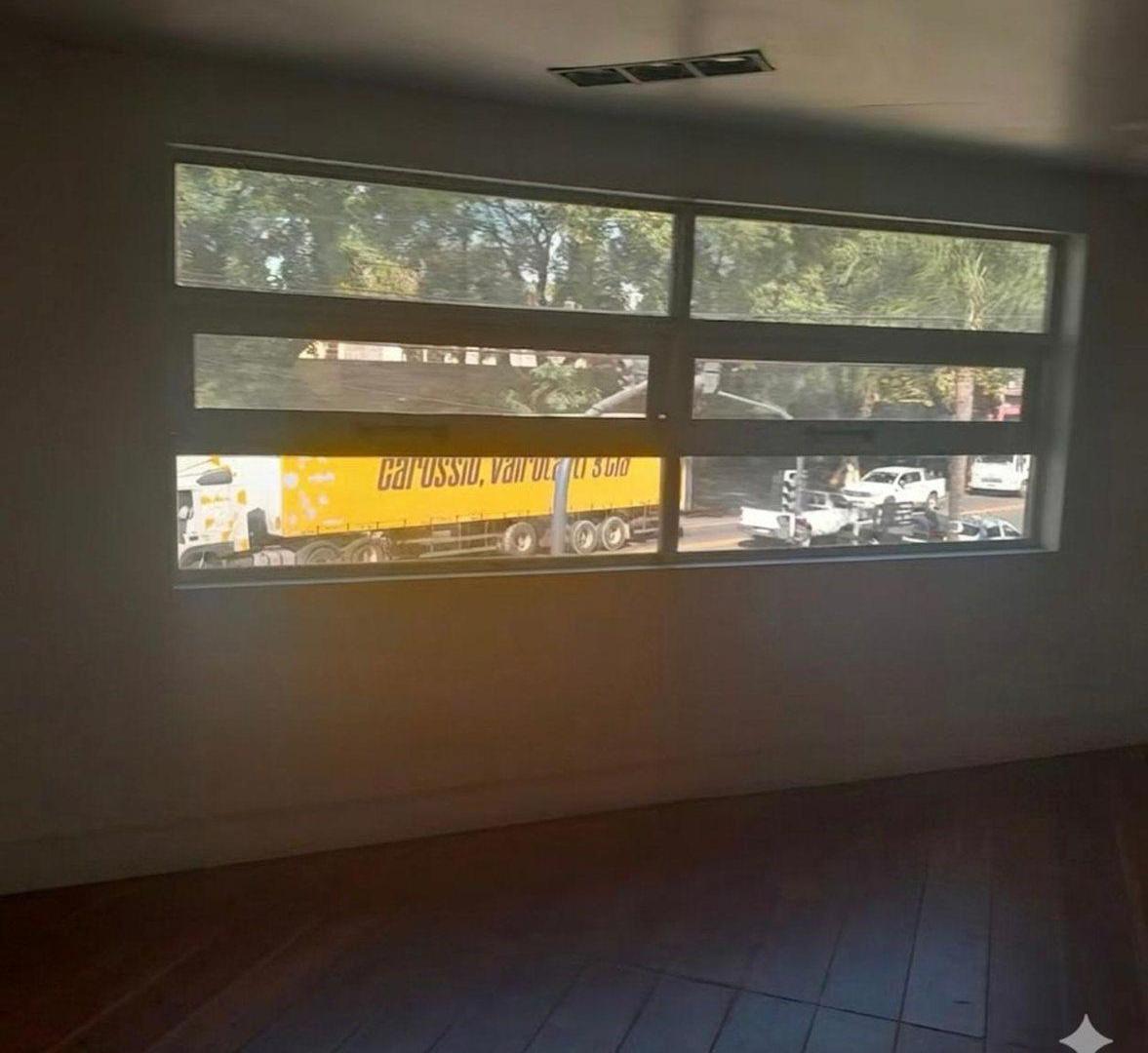 Foto de Venta local comercial + vivienda PERMUTA, imagen 5